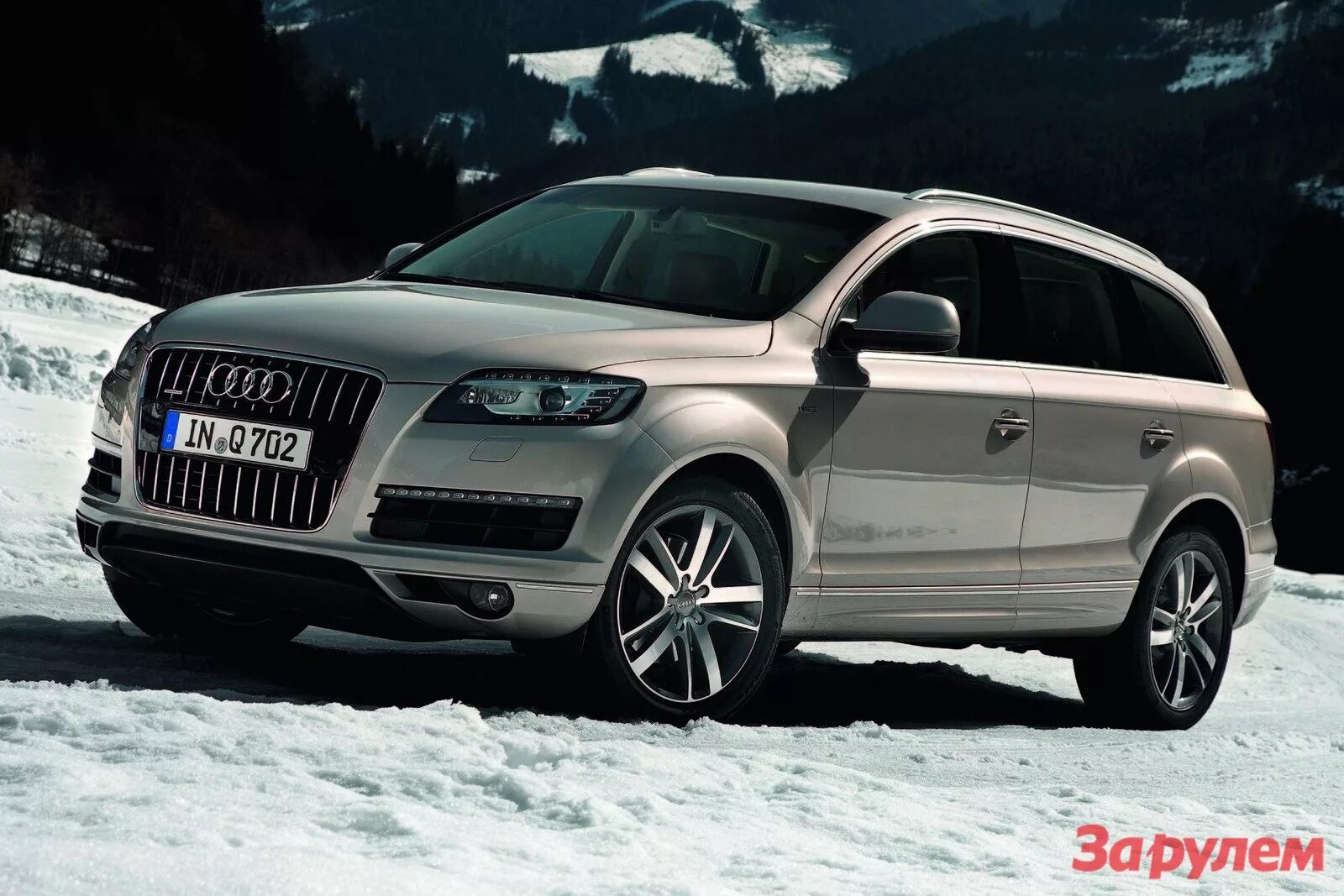 Audi q7. Q7 v12 дизель. Ауди паркетник q7. Ауди q7. Ауди джип q7 новый.