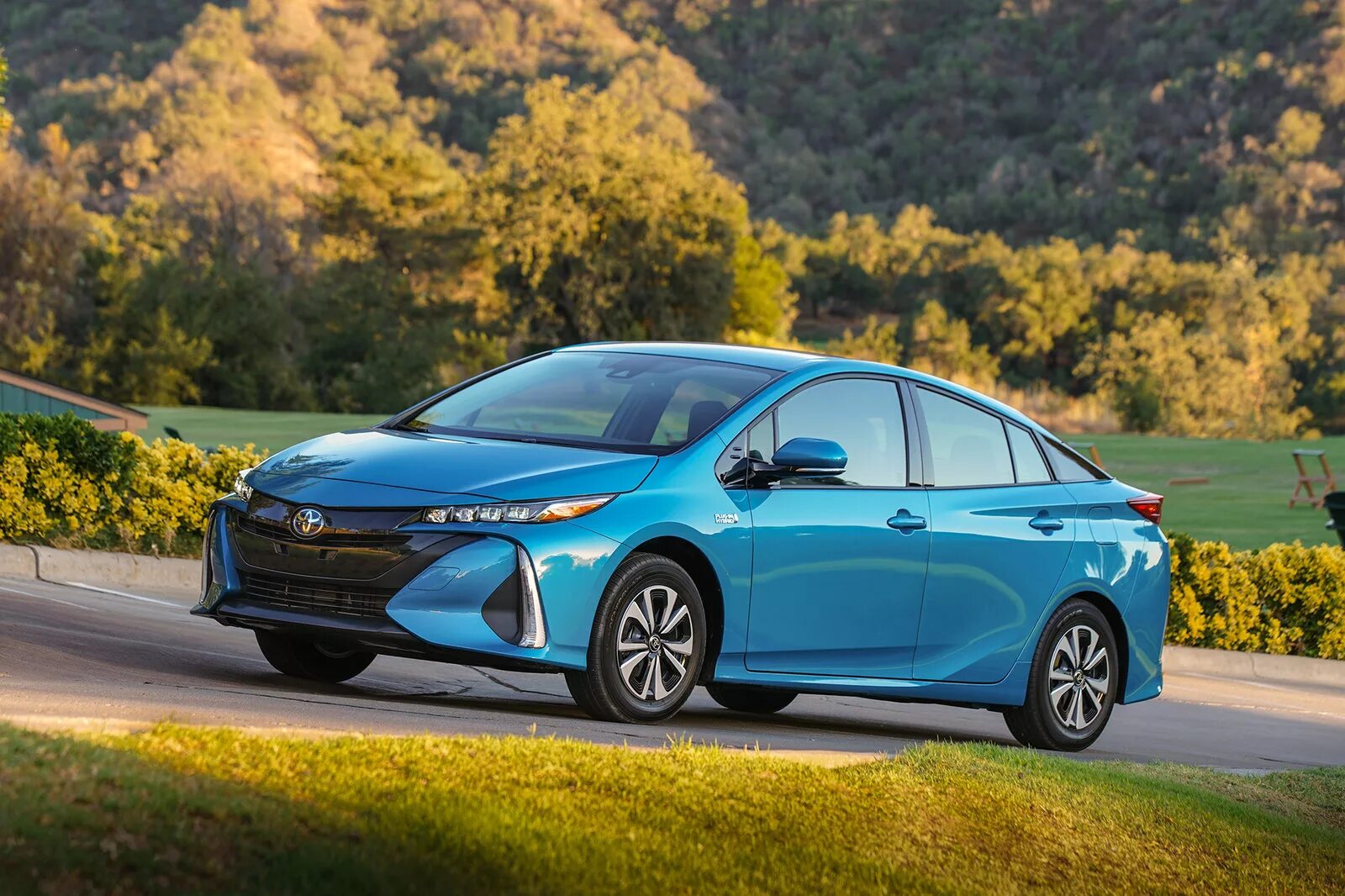 Toyota prius 35. Toyota prius 2017. Toyota prius 60. Toyota corolla 1. Toyota prius 2000.