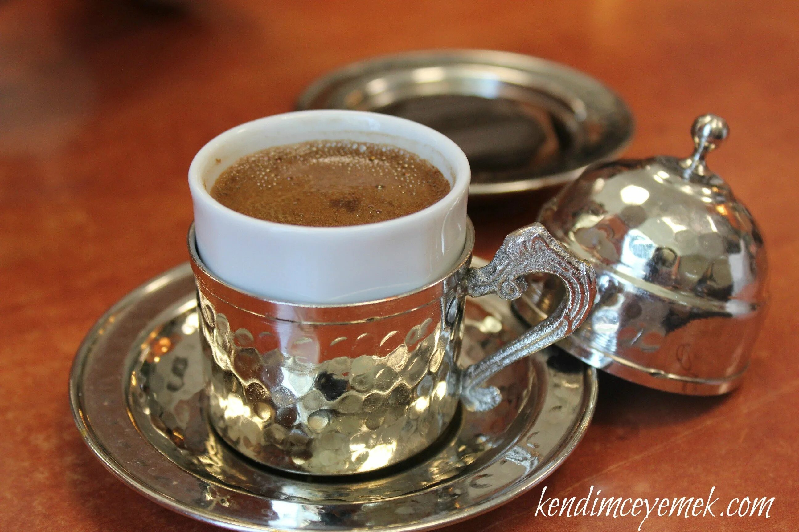 Саба шерфиниз хайирли олсин. Сабалар хайыр олсун. Крымскотатарская традиция с кофе. Сабаныз хаирлы олсун. Сабалар хайыр олсун крымскотатарском.