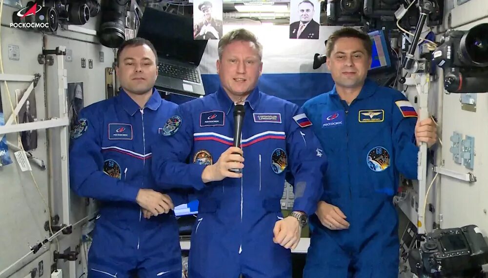 12 апреля 2024 года что можно делать. Экипаж МКС 2023.