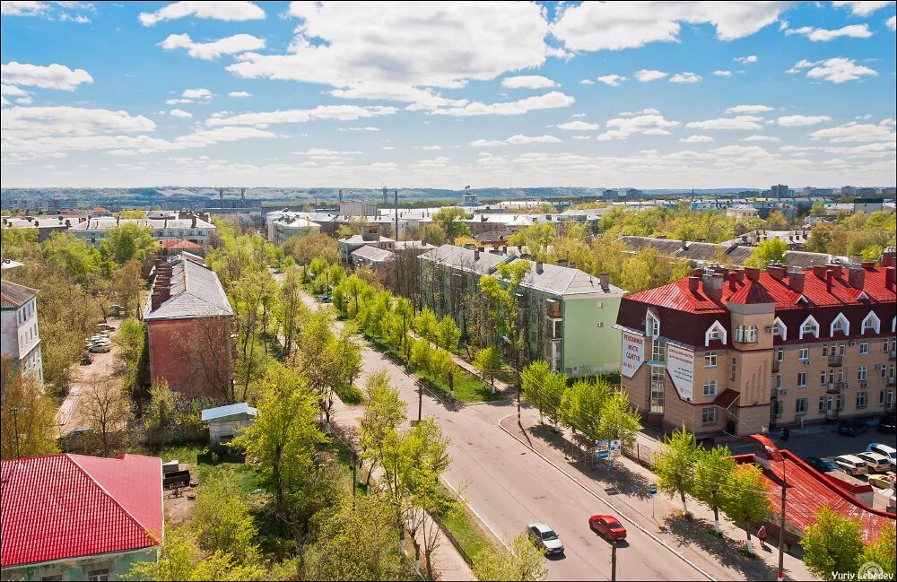 Проспекты г дзержинск. Дзержинск Нижегородская область с высоты птичьего полета. Виды Дзержинска. Дзержинский с высоты птичьего полета Нижегородская область. ДКХ Дзержинск.