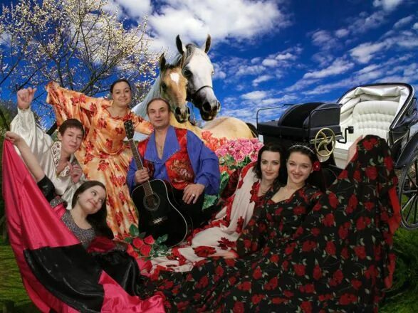 дорогая на цыганском. цыганский ансамбль илло. сырға салу надпись. цыганская дорога ансамбль красноярск. феллахи египта.