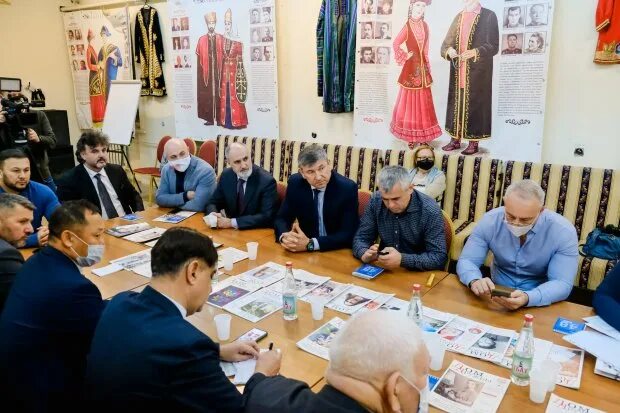 Диаспоры волгограда. Китайская диаспора волгоград. Гострудинспекция в калужской области. Диаспора армянской общины. Национальные диаспоры в москве.