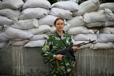 Женщина днр