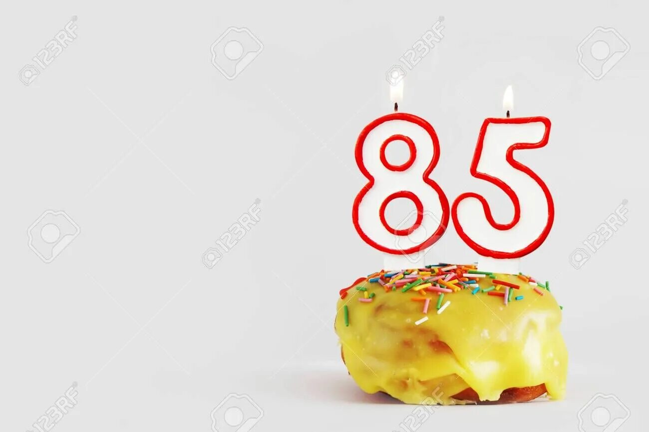 66 лет исполнилось. Торт на 88 лет. 88 лет с днем рождения. 66 лет поздравление. с юбилеем 66.