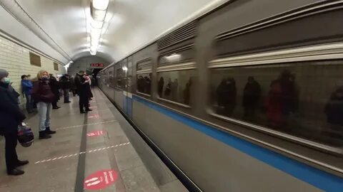Посадка метро
