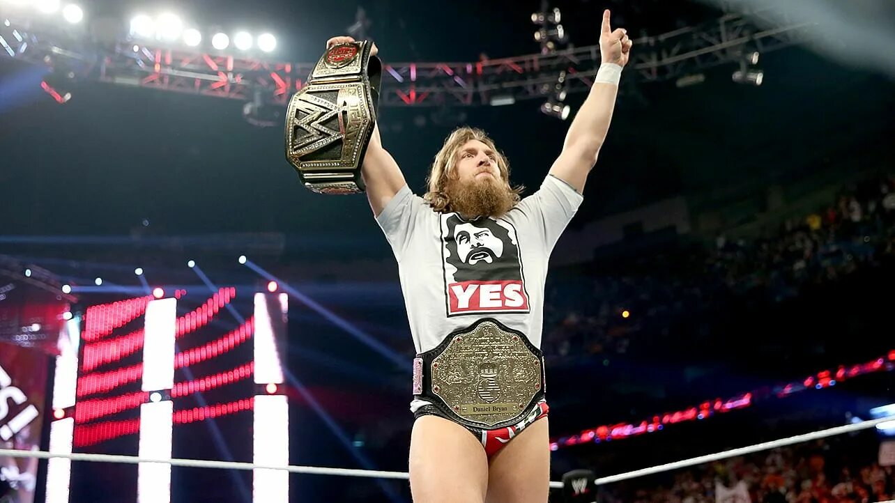 Дэниел Брайан WWE. WWE Daniel Bryan laugh. Дэниел Брайан Yes Yes. Дэниел Брайан и трипл.