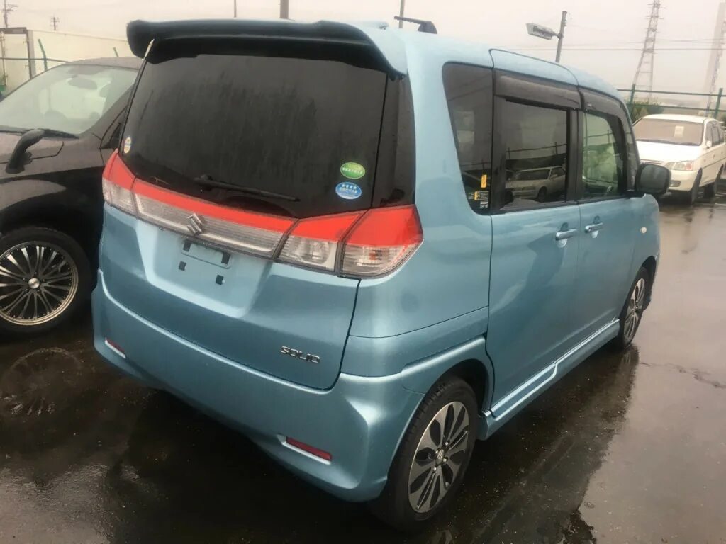 Toyota 2001 год праворульная. Тойота альфард 2010 левый руль. Mitsubishi delica d2 2015. Ниссан серена 2008. Машина с левым рулем.