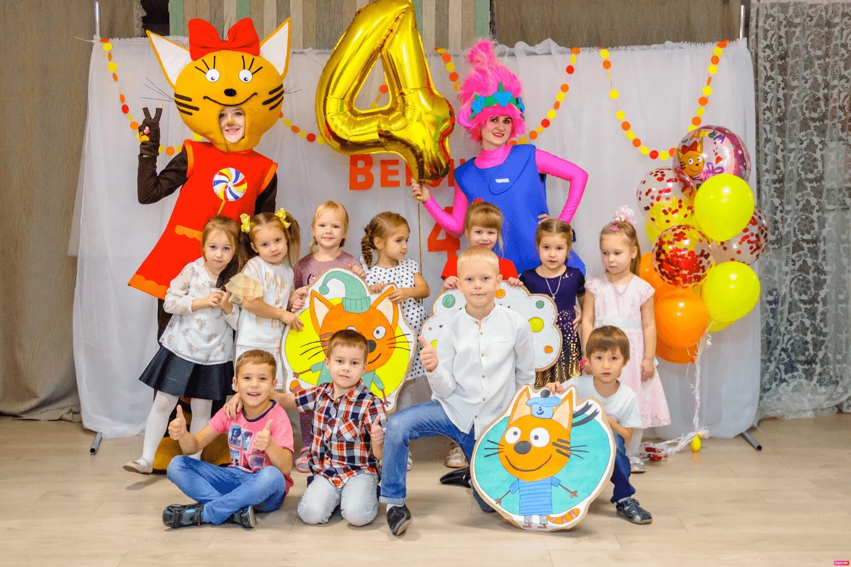 детские аниматоры перми. аниматоры пермь детские праздники. гербера аниматоры владимир. аниматор в костюме сапога. аниматор пермь детский.
