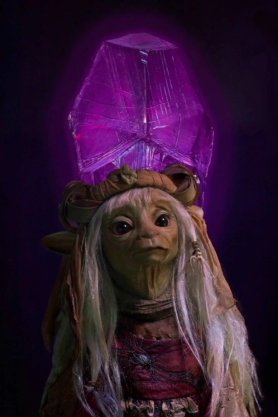 Crystal char. Темный кристалл (the dark crystal), 1982. тёмный кристалл: эпоха сопротивления (the dark crystal: age of resistance).