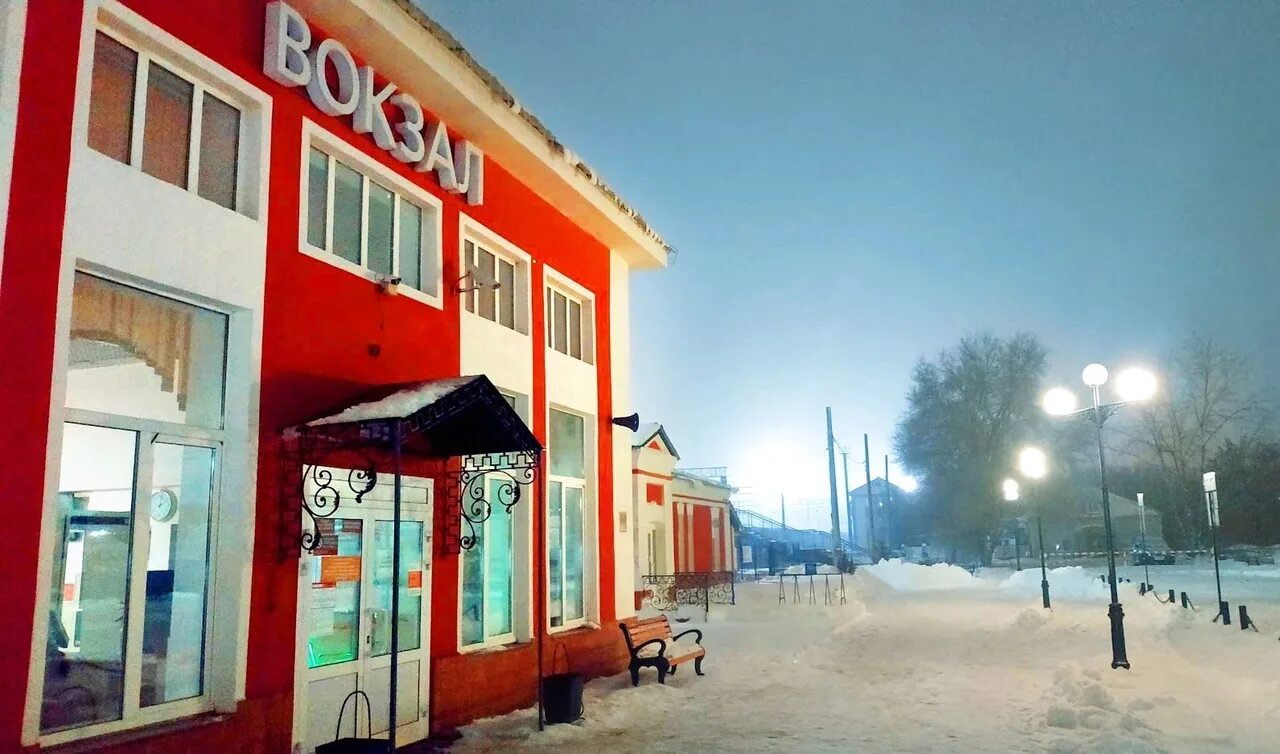 Здания чапаевск. Компании чапаевска. Первая база чапаевск. Чапаевск вокзал. Ортопедический магазин чапаевск.