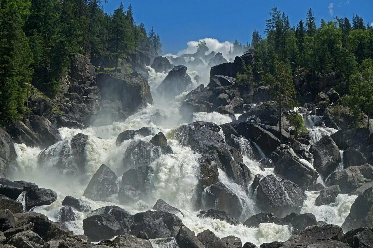 Водопад куркуре горный алтай. Уларский водопад горный алтай. водопад учар горный алтай. чулымшская долина водопад куркуре.