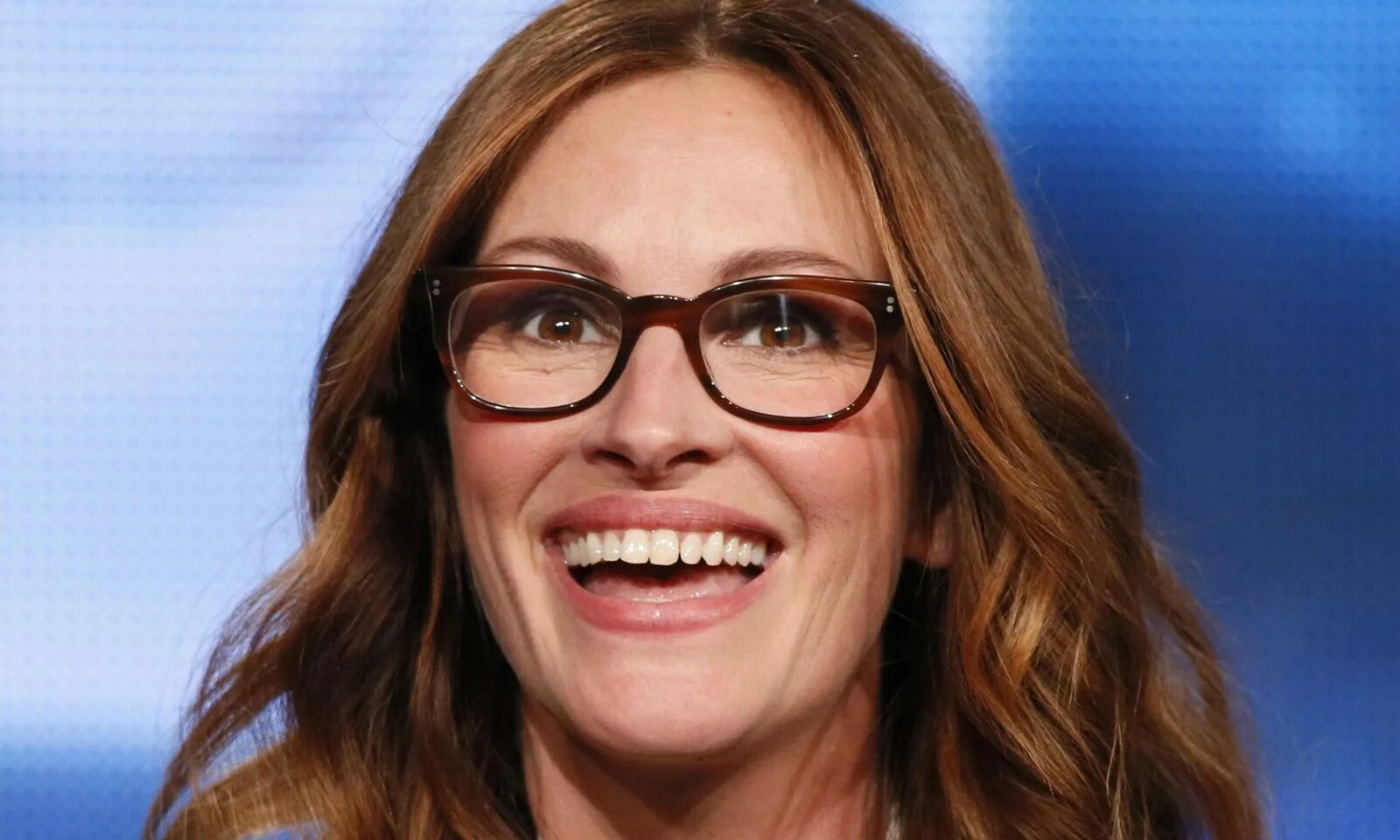 Джулия робертс в очках фото Happy Birthday To The "Pretty Woman" Julia Roberts! Julia roberts, Julia, Famous