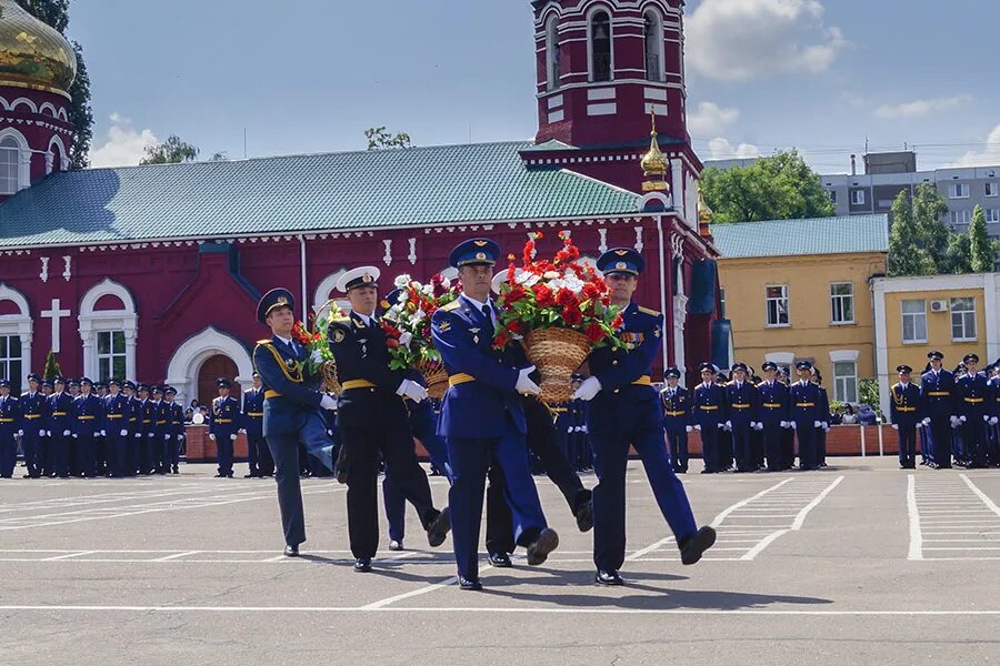 Военно воздушная академия г воронеж. ВУНЦ ВВС ВВА Воронеж. Монино ВУНЦ ВВС ВВА корпус. Военно-воздушная Академия имени ю. а. Гагарина. Воронежская Военная Академия имени Жуковского и Гагарина.