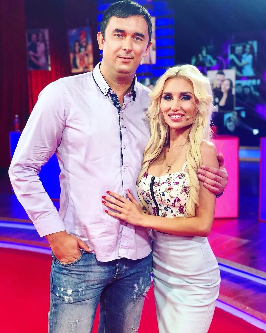 Дом 2 свадьба на миллион. Дом 2 свадьба на миллион. Дом 2 конкурс свадьба на миллион. Дом 2 свадьба на миллион. Леша купин и майя донцова.