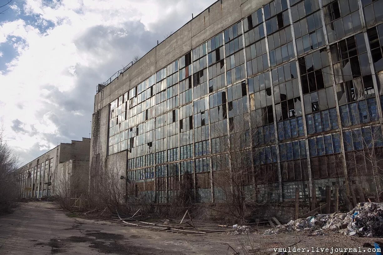Продать бывший завод. Завод коминтерна воронеж. воронежский экскаваторный завод. территория экскаваторного завода воронеж. воронежский тракторный завод.