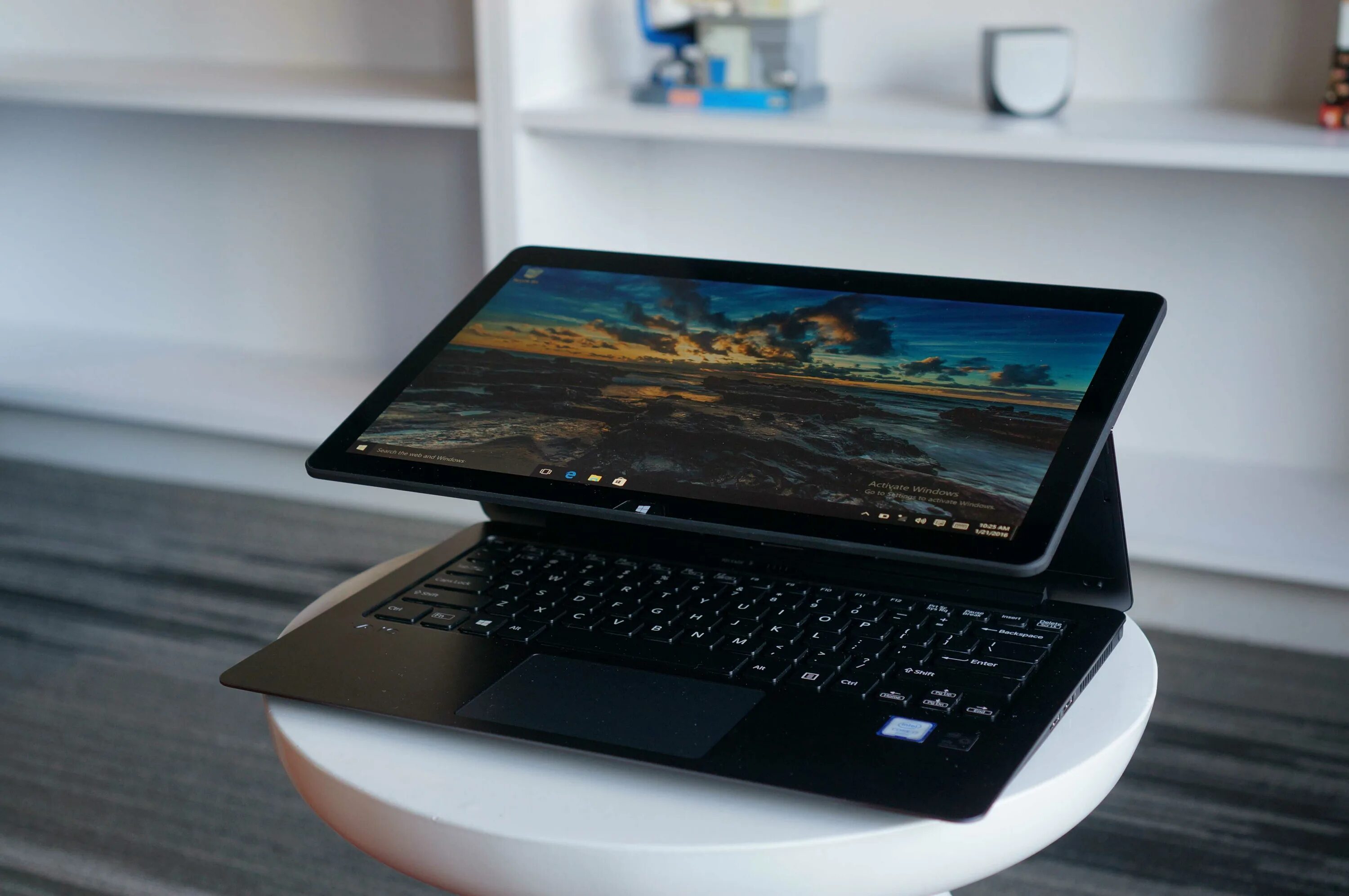 Lenovo yoga 930. Lenovo ideapad c340. Ноутбук samsung белый. Razer blade 15 studio laptop 2020. Красивый ноутбук.