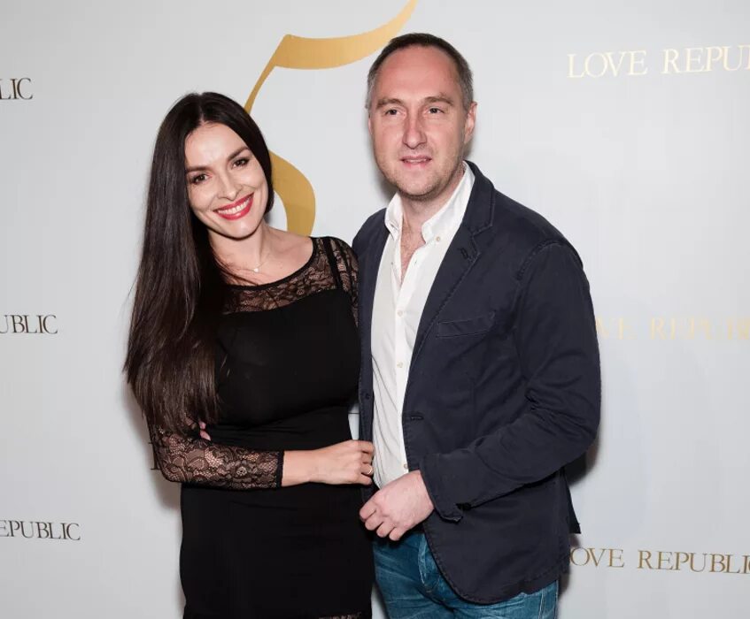 Уржумцев михаил и грановская. Михаил уржумцев и надежда мейхер фото. Уржумцев бизнесмен. Уржумцев бизнесмен. Михаил уржумцев и надежда мейхер.