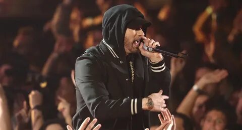 Eminem Drops 'Kick Off' Freestyle - Read Lyrics & Watch Video...