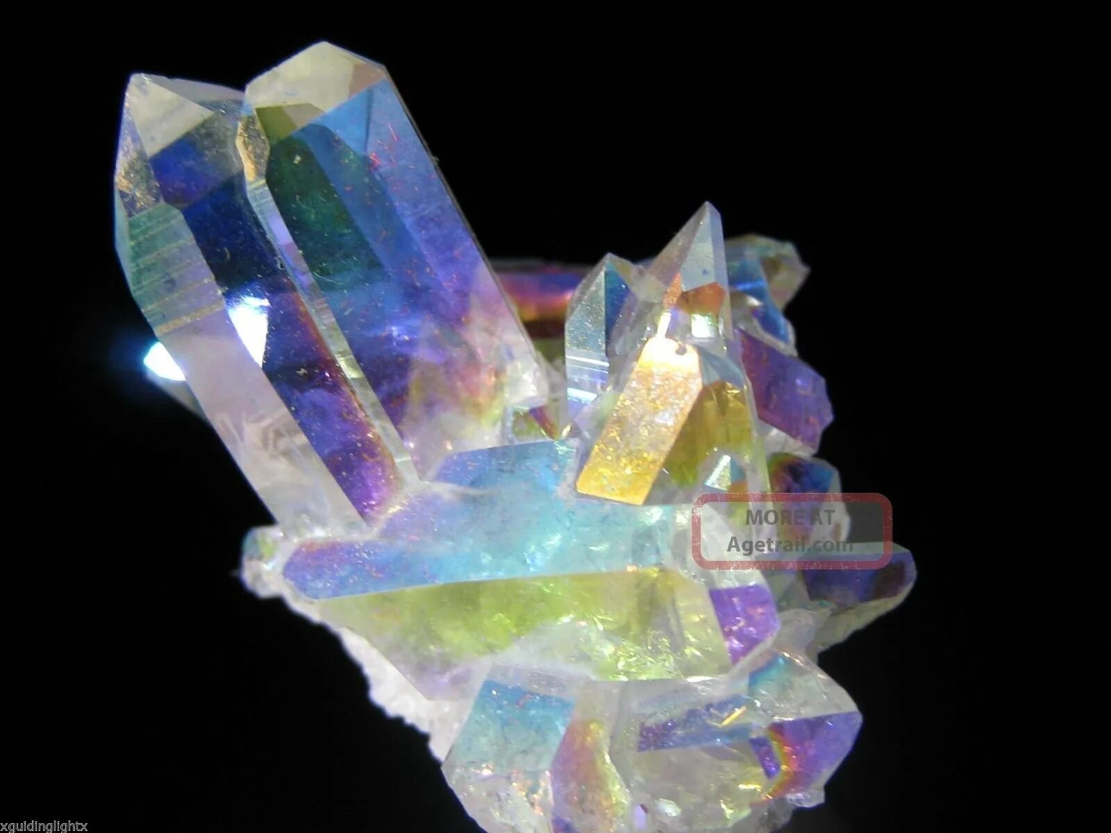 Quartz crystal. Ангел Аура кварц минерал. Минералы кварц горный хрусталь. Кварцевый Кристалл Angel Aura. Кристалл ангел Аура.