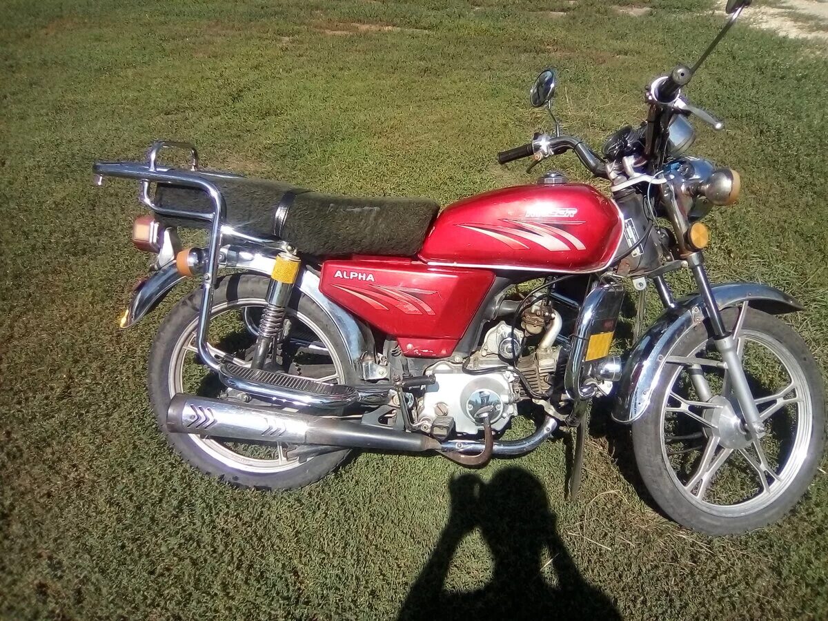 Мопед альфа 110 кубов. 9. Сколько лет альфе. Мопед альфа классик 110. Альфа 8 мопед.