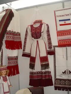 Народный костюм марийцев