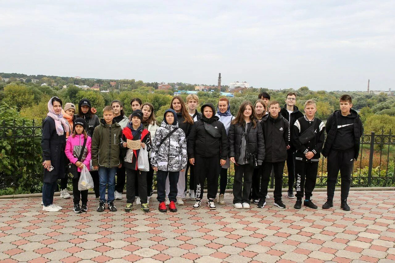 Сотрудник миграционной службы. Регистрация серпухов. Усадьба анны мараевой подмосковье. Авторадио розыгрыш автомобиля 2023. Регистрация серпухов.