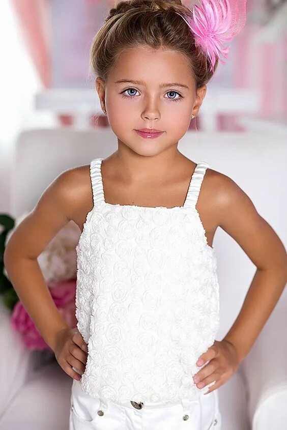 Pretty kids yo forum. Маленькая модель Мисс Алли. Miss Alli Mirror. Baby Miss Alli Mirror.