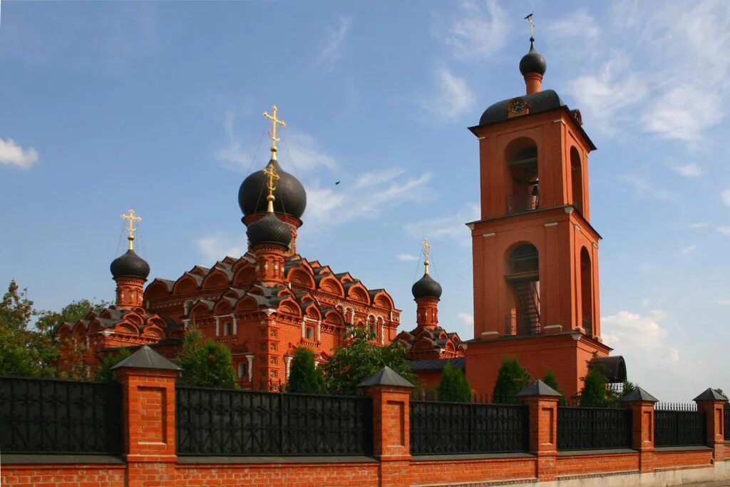 Растения раменского района московской области. Храм Марково Раменский район. Казанская Церковь Марково. Село Марково Раменский район Казанская Церковь. Церковь в Марково Раменский район.