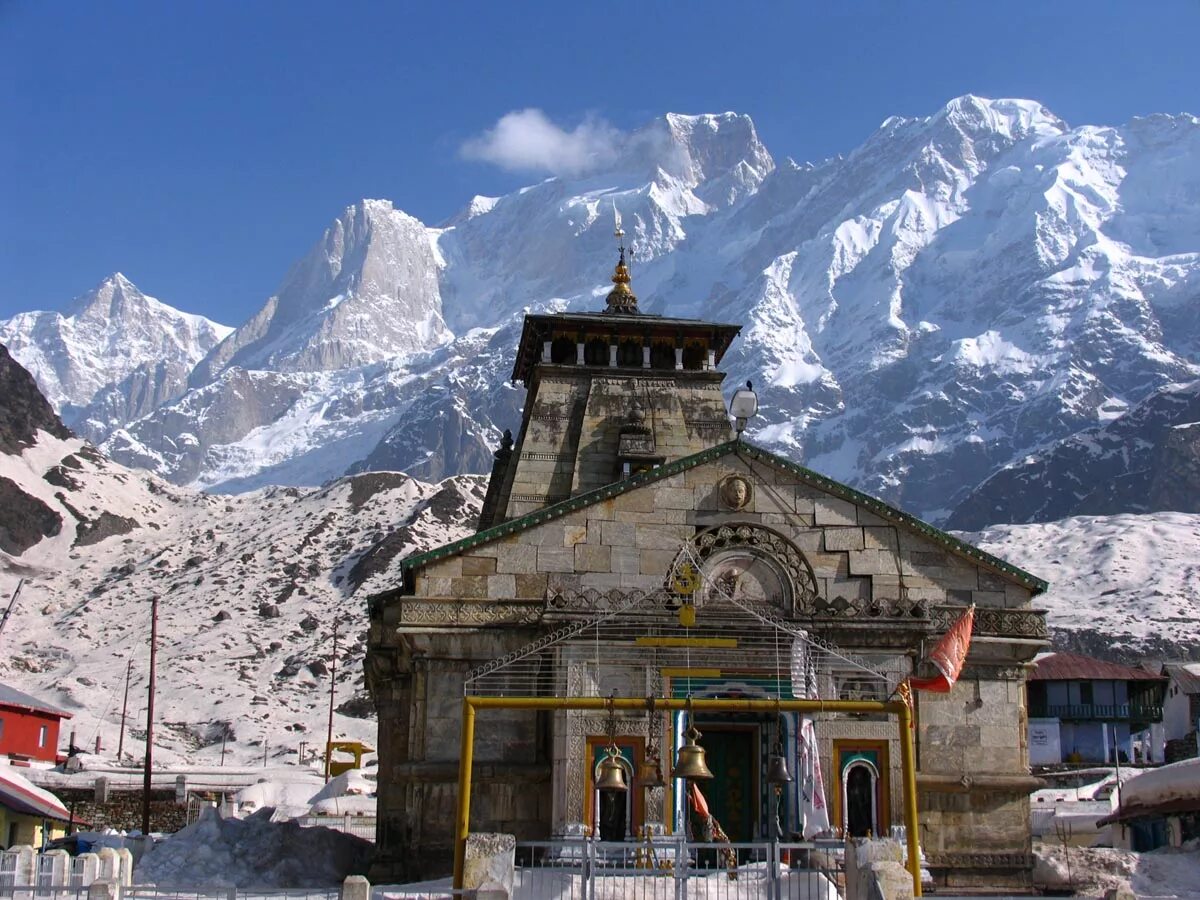 Индийские гималаи. Кедарнатх. Индия храм Kedarnath. Тибетский храм Гималаи. Гималаи Кедарнатх.