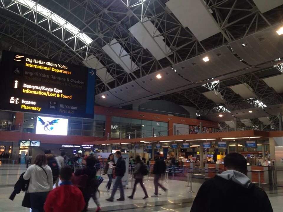 Стамбул аэропорт Сабиха. Аэропорт Sabiha Gokcen Cikis. Turkish Technik Sabiha Airport. Аэропорт сабиха прилет