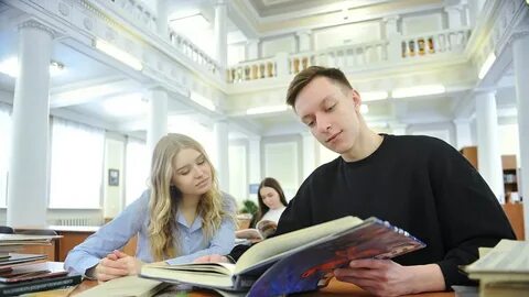 Югу поступающему