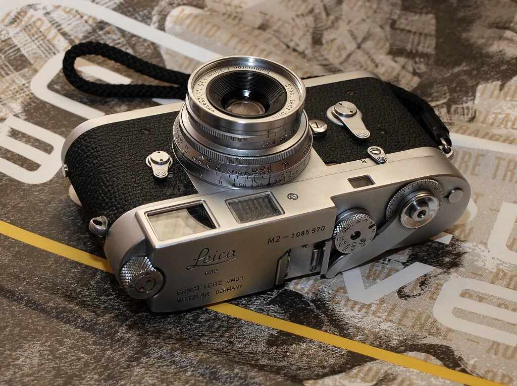 Leitz phone 3. Leica m2. Leica m2 1988. Пленочный фотоаппарат Leica m2. Leica m 620.
