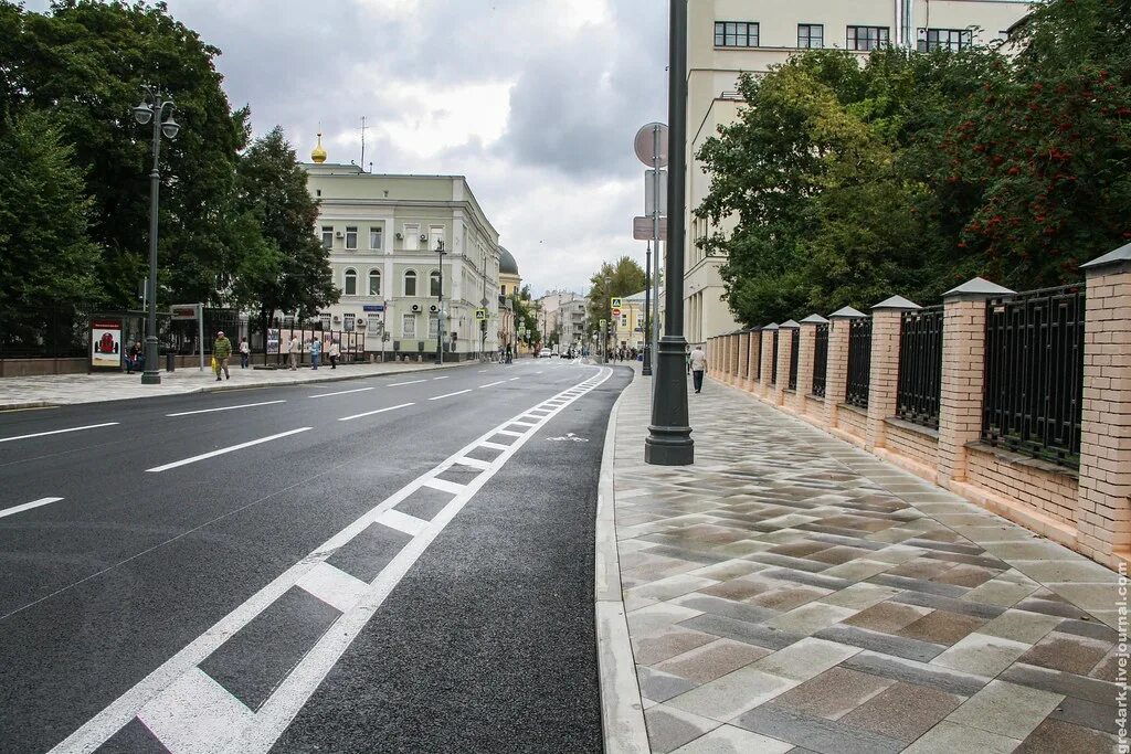 Тратуар или тротуар