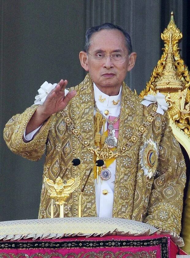 Самый богатый король. Король Таиланда Пумипон Адульядет. Пхумипон Адульядет правители Таиланда. Король Тайланда рама. Таиланд Король рама IX.