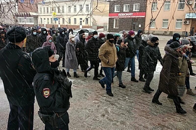 Несанкционированный митинг в Тамбове. Митинг в Тамбове. Несанкционированные массовые мероприятия. Тамбов митинг 2022. Митинг в томе