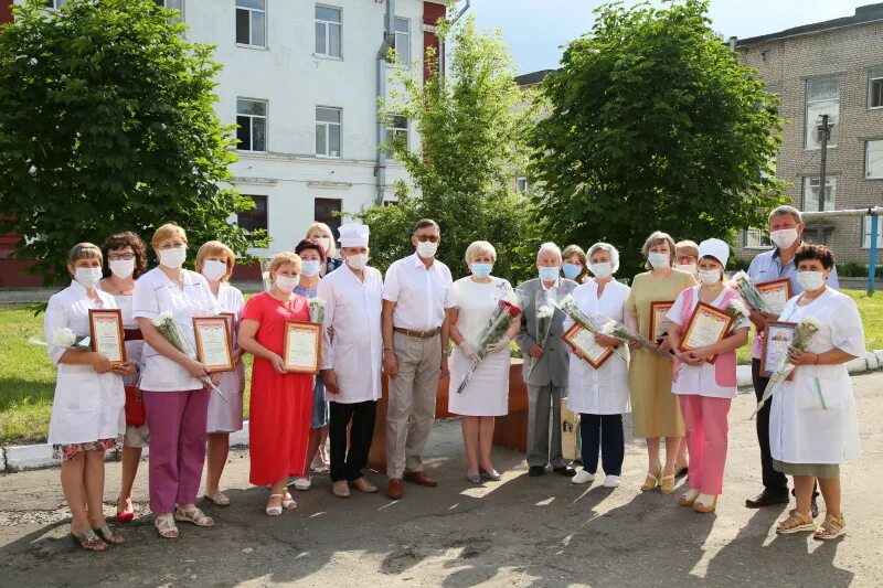 Врачи ртищево. Макогон Ртищево. Ртищевская ЦРБ. День медика в Ртищевской детской поликлинике.