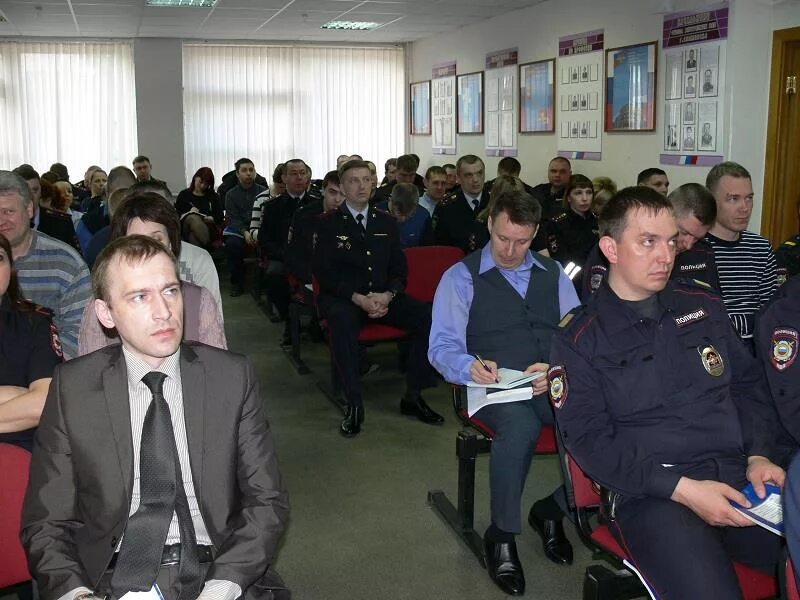 Движение снежинск. Ишимбай круговое движение. Город снежинск челябинской области. Логотип рфяц вниитф росатом. Кольцевое движение снежинск.