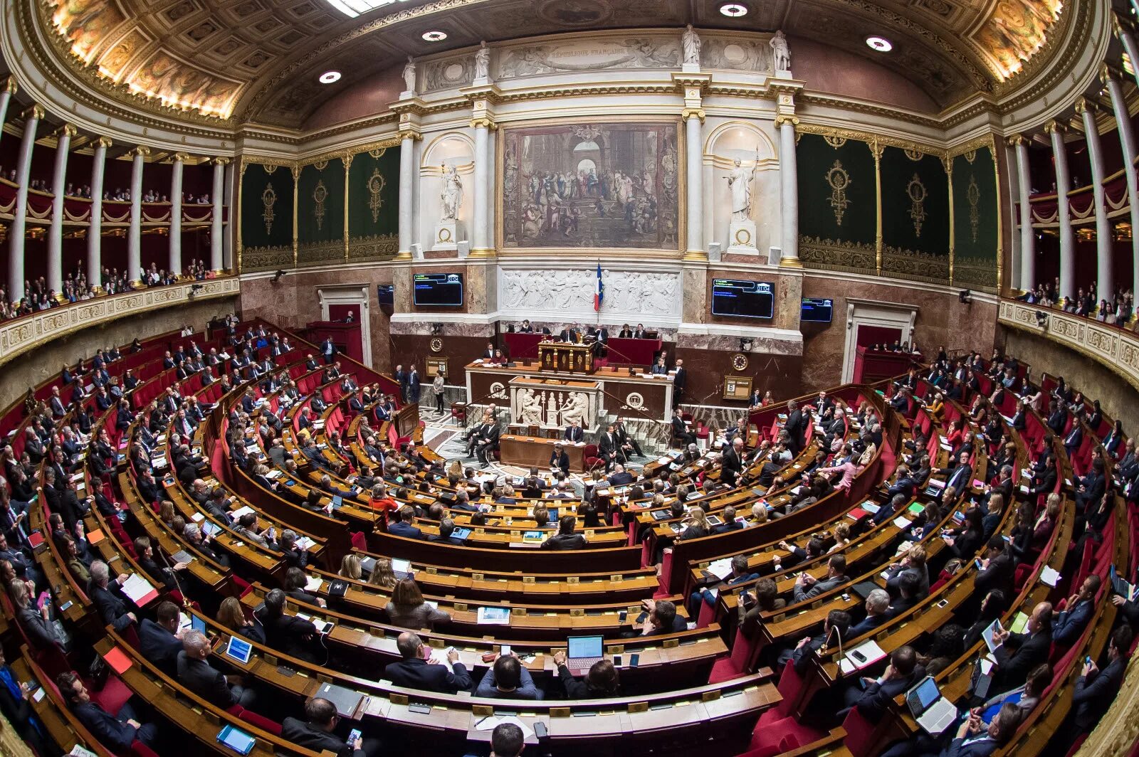 Парламент японии 2021. Федеральный дворец берн. Парламент республика это. Двухпалатный парламент франции. Парламент франции здание.