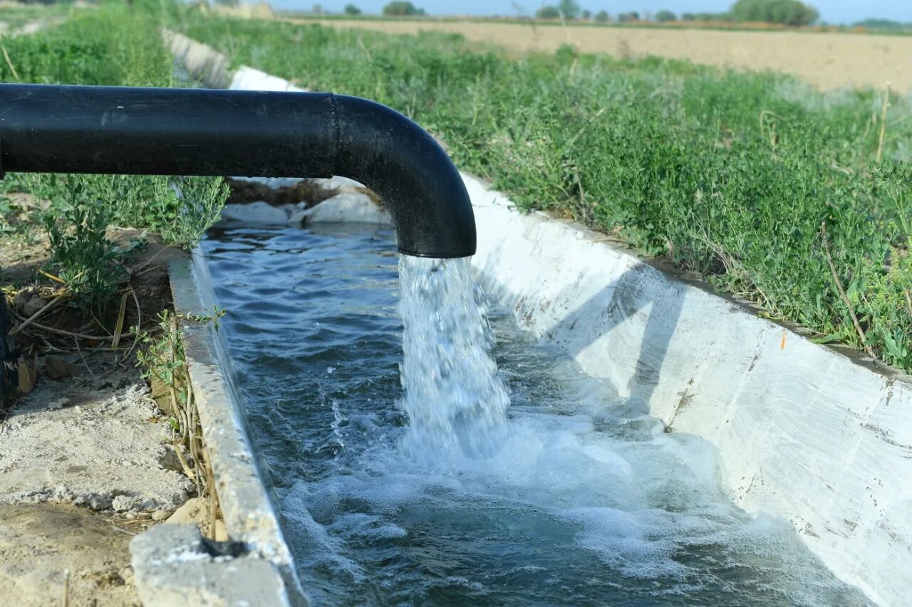 Новости про воду. Сув ресурслари. Нехватка поливной воды.. Орошение рек. Орошение для очистки.