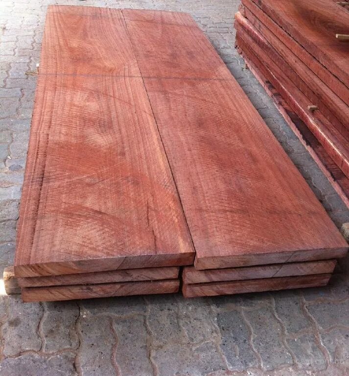 красное дерево текстура. махагон паркет красное дерево. красное дерево материал.