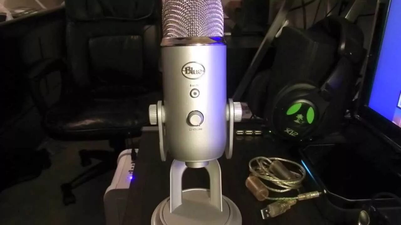 Как поставить микрофон. Сетап для микрофона. microphone for pc 2025. blue yeti как устроен микрофон. blue yeti настройка.