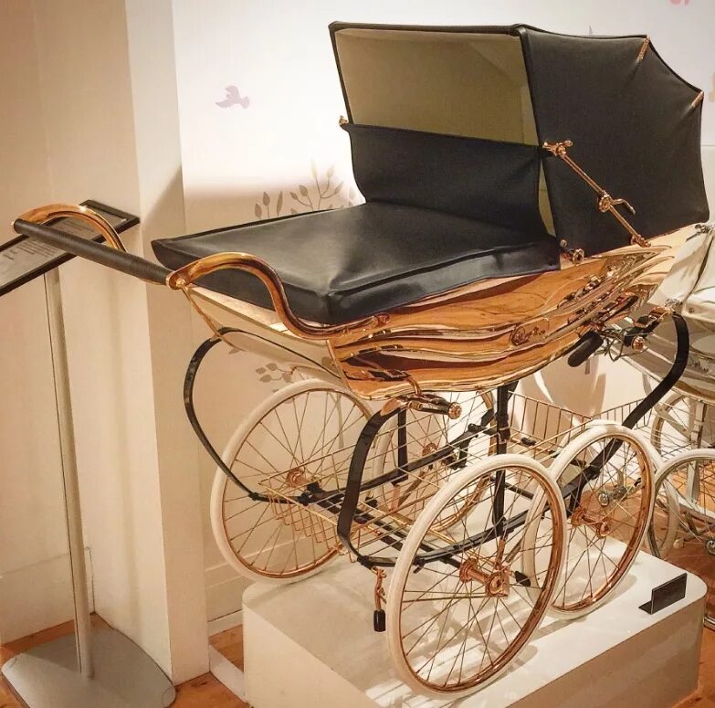 самая дорогая коляска в мире. необычные коляски. коляски сильвер кросс 19 век. дорогие коляски для новорожденных. самые дорогие детские коляски.