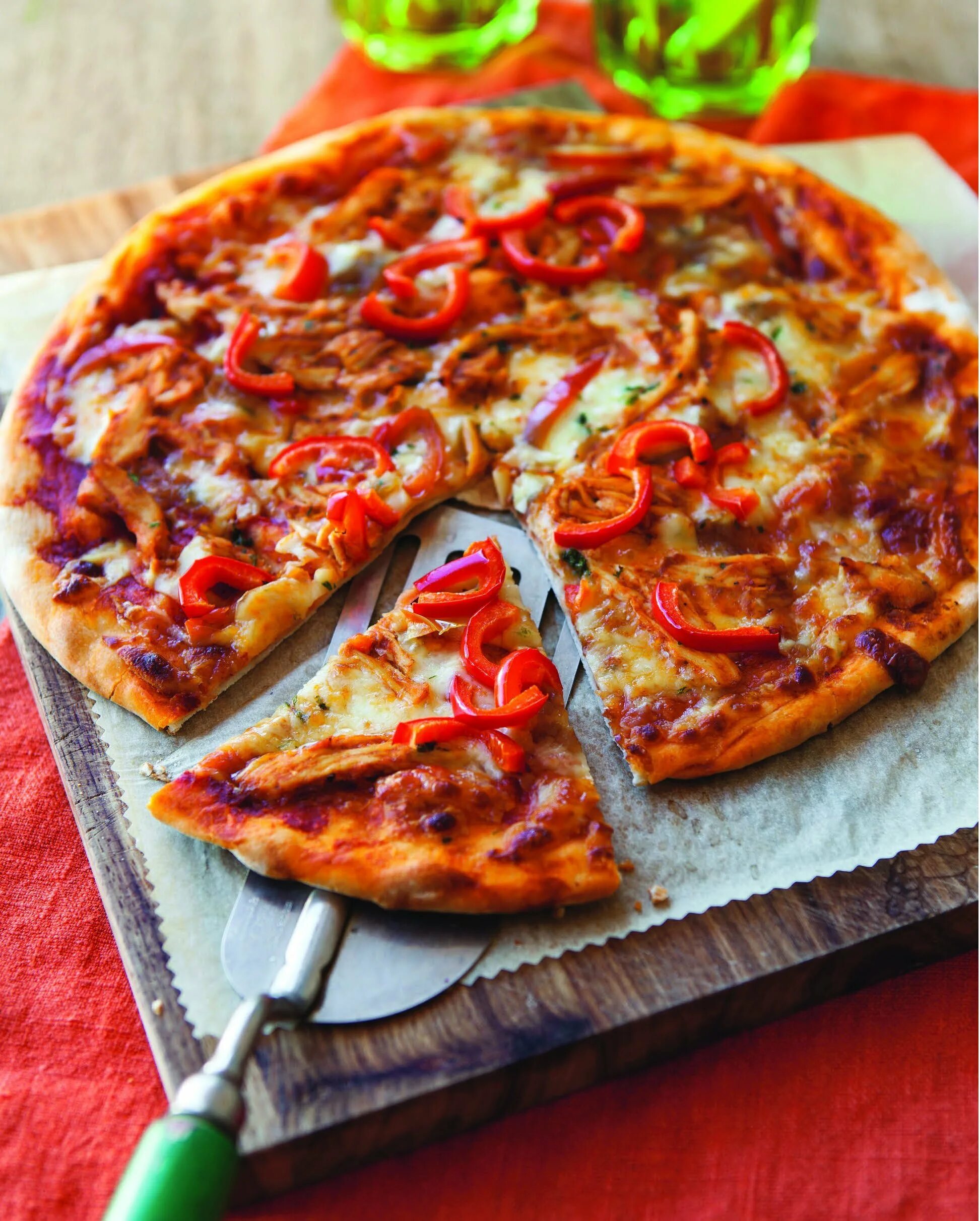 Неаполитанская пицца ташир. Огромная пицца. Пицца в ташир пицца. Рицца. "пицца".