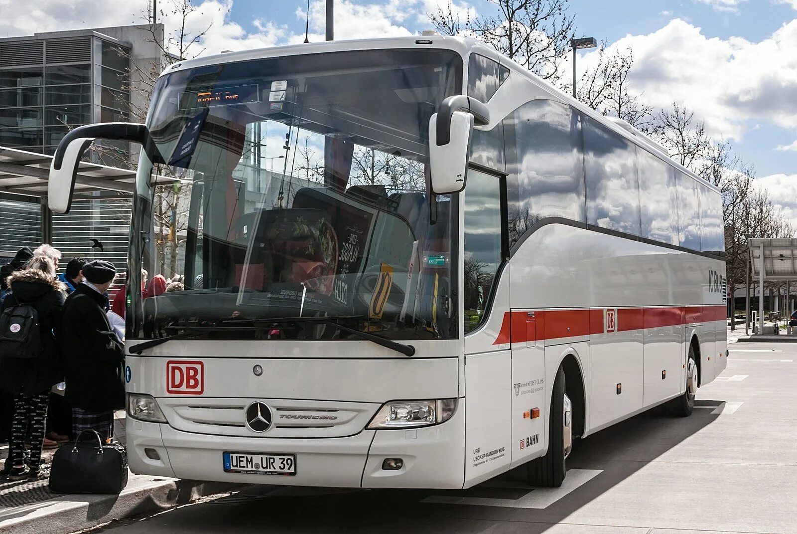 Ice bus