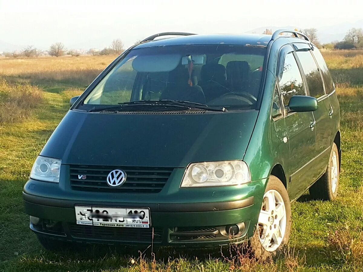 Volkswagen sharan 2001. Фольксваген 2001г Шаран. Volkswagen Sharan зеленый 2000. Volkswagen Sharan i. VW Sharan 2001.