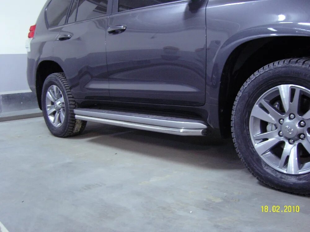 Toyota land cruiser prado 150 пороги. Пороги моделиста прадо 150. Пороги лк прадо 150. Toyota prado 120. Молдинги для тойота прадо 150.