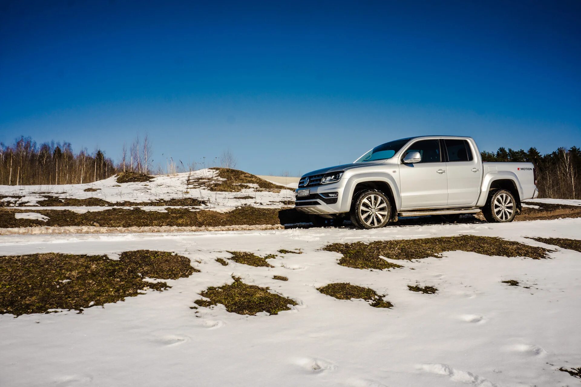 Тест драйвы фольксваген. Амарок для бездорожья. Заниженный Амарок. Volkswagen Amarok зима. Заниженный Фольксваген Амарок.