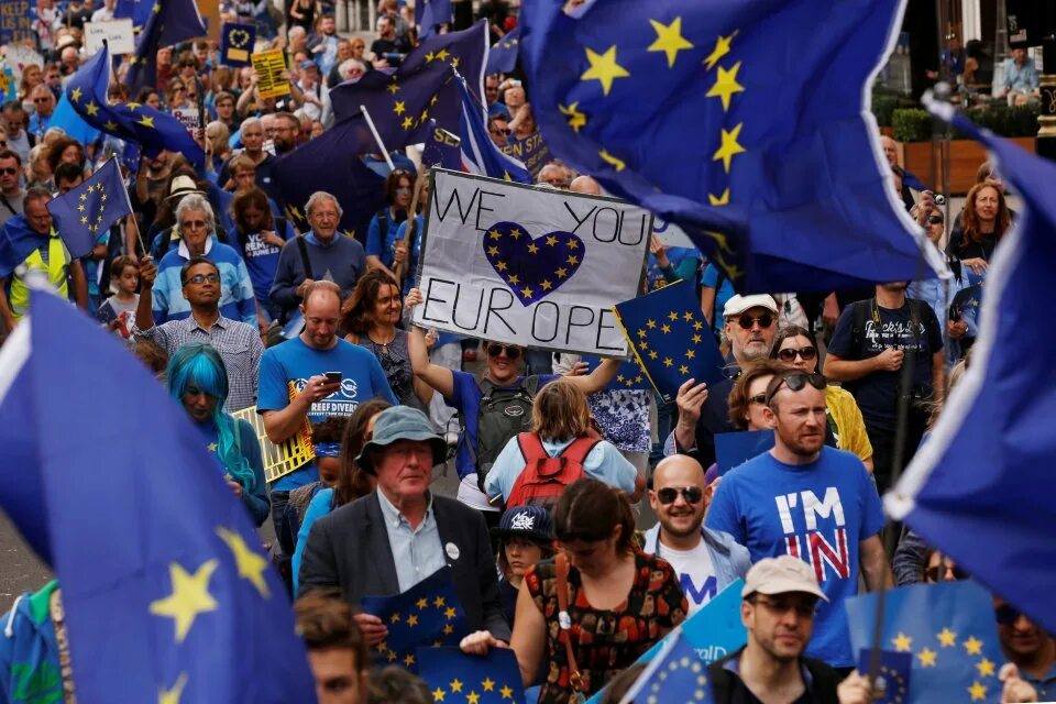 Европа логотип. Eu citizens. Евросоюз картинки. Eu citizens. Европейского союза слепых.