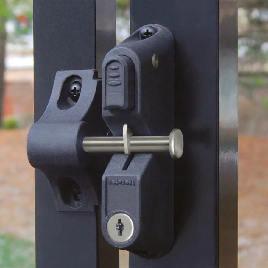 Какой замок поставить на калитку на улице. Замок на калитку lock latch. замок для калитки boerboel gate. замок врезной зк-40 для ворот и калиток. замок калитка smartec.
